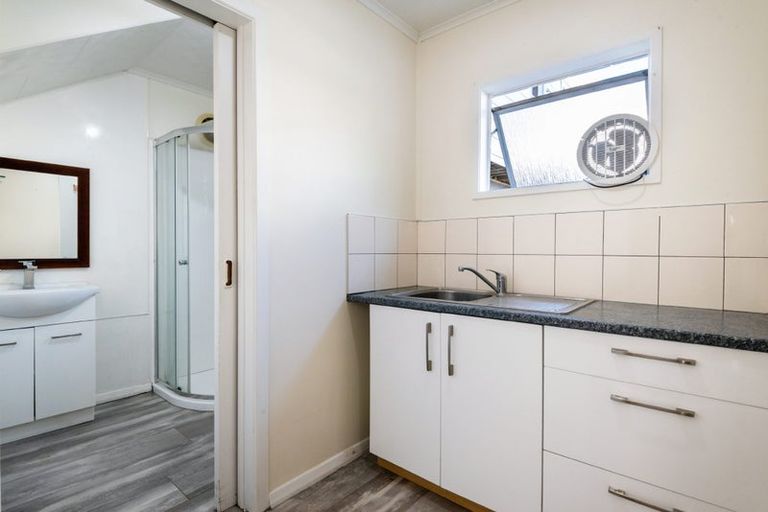 Photo of property in 62 James Street, Bayview, Auckland, 0629