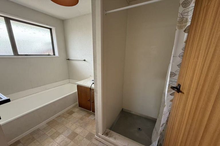 Photo of property in 2/81 Dover Street, St Albans, Christchurch, 8014