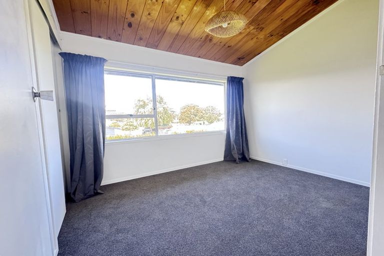Photo of property in 86a Hastings Street, Halcombe, 4779