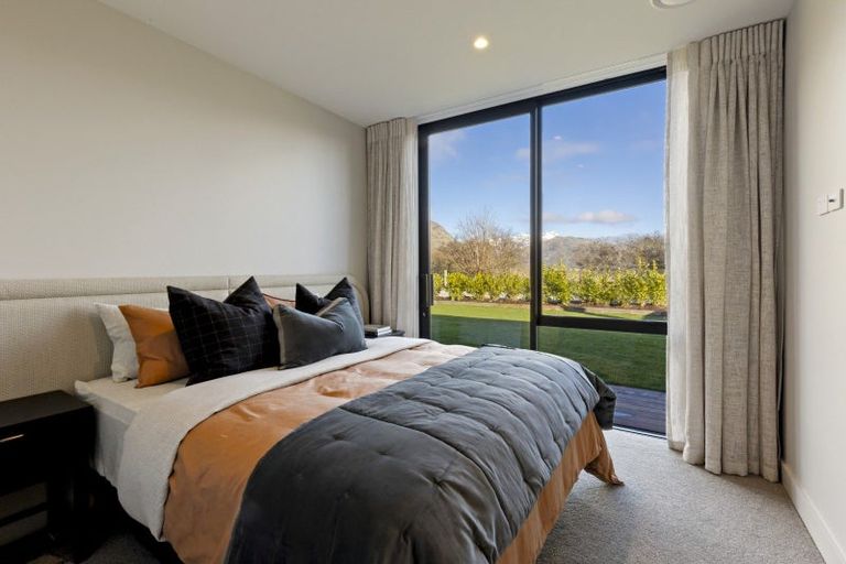 Photo of property in Kawarau Heights, 12 Kawarau Heights Boulevard, Lake Hayes, Queenstown, 9304