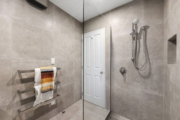 Photo of property in 2/80 Perry Street, Papanui, Christchurch, 8053