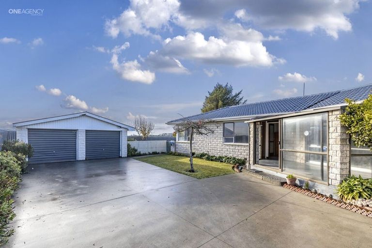 Photo of property in 9 Cornet Lane, Aranui, Christchurch, 8061