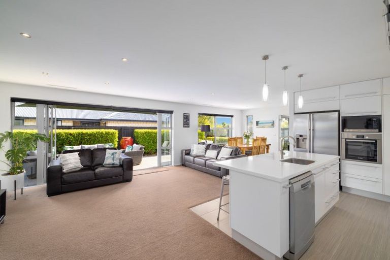 Photo of property in 44 Brookwater Avenue, Northwood, Christchurch, 8051