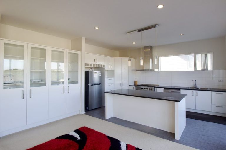 Photo of property in 16 Lucca Crescent, Flat Bush, Auckland, 2019