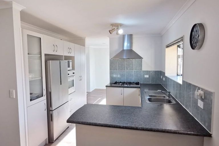 Photo of property in 39 Westglen Place, Ranui, Auckland, 0612