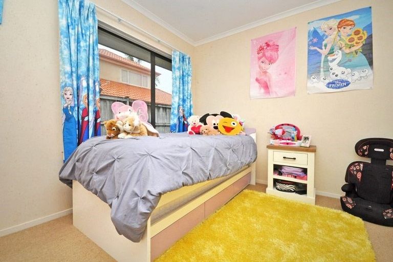 Photo of property in 14 Blackwood Drive, Wattle Downs, Auckland, 2103