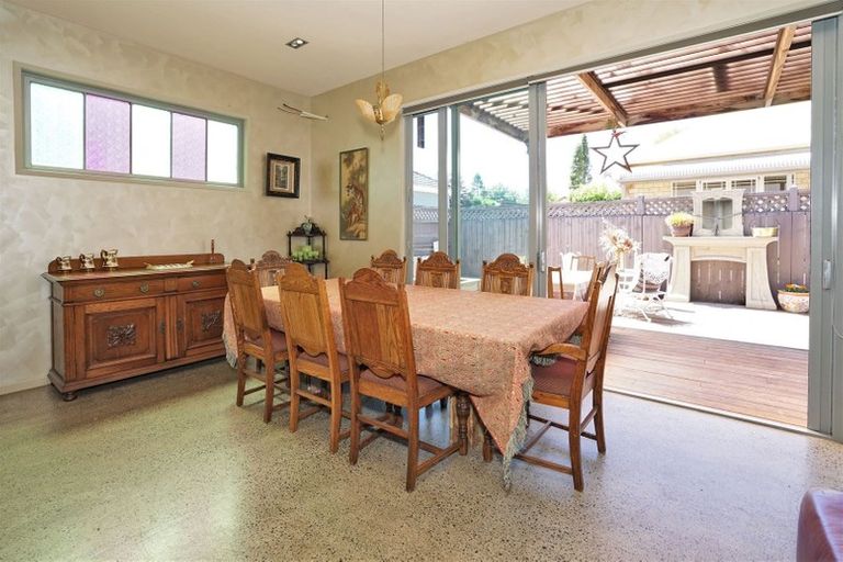 Photo of property in 51 Cambridge Road, Hillcrest, Hamilton, 3216