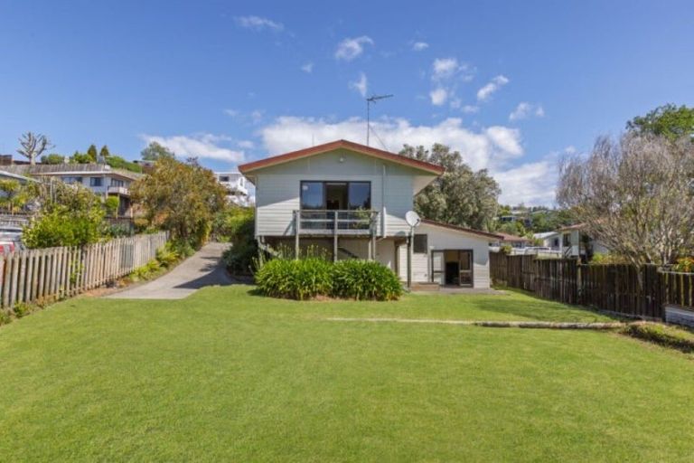 Photo of property in 75 Jonathon Street, Brookfield, Tauranga, 3110