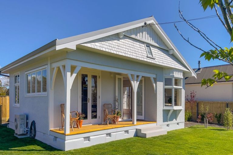 Photo of property in 56 Medway Street, Richmond, Christchurch, 8013