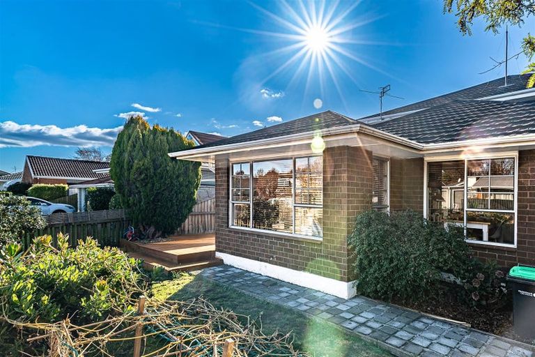 Photo of property in 7 Apsley Drive, Russley, Christchurch, 8042