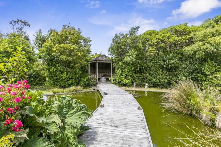 Photo of property in 2 Crestview Grove, Belmont, Lower Hutt, 5010