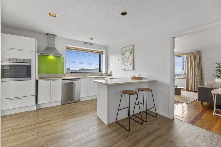 Photo of property in 75 Gilkison Street, Halfway Bush, Dunedin, 9010