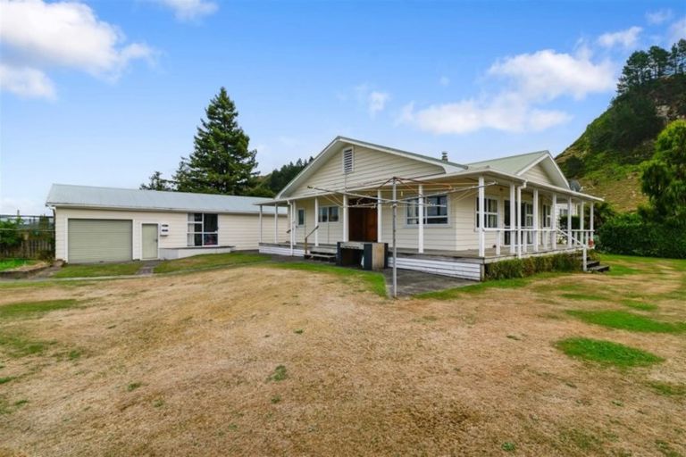 Photo of property in 115 Poutakataka Road, Ngakuru, Rotorua, 3077