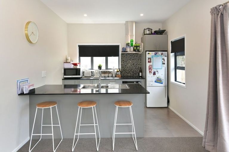 Photo of property in 294 Royal Road, Massey, Auckland, 0614