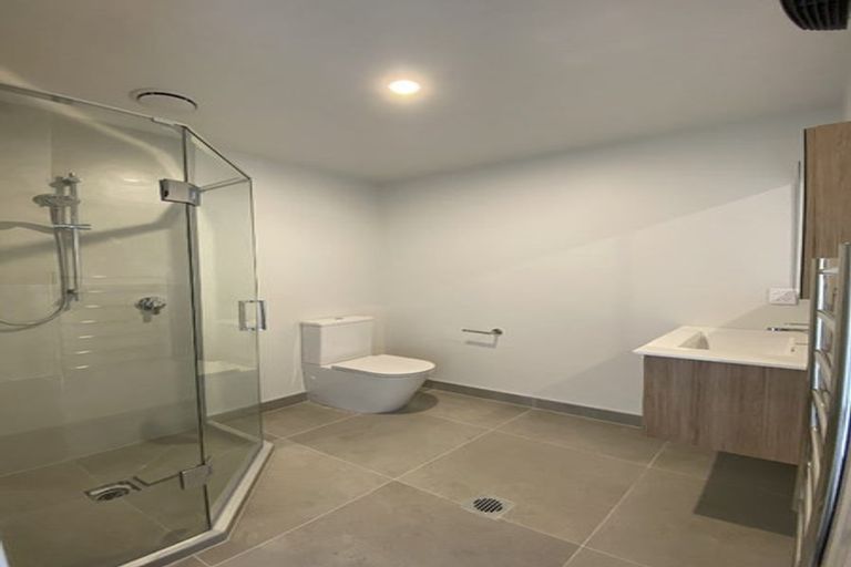 Photo of property in 6/66 Metcalfe Road, Ranui, Auckland, 0612