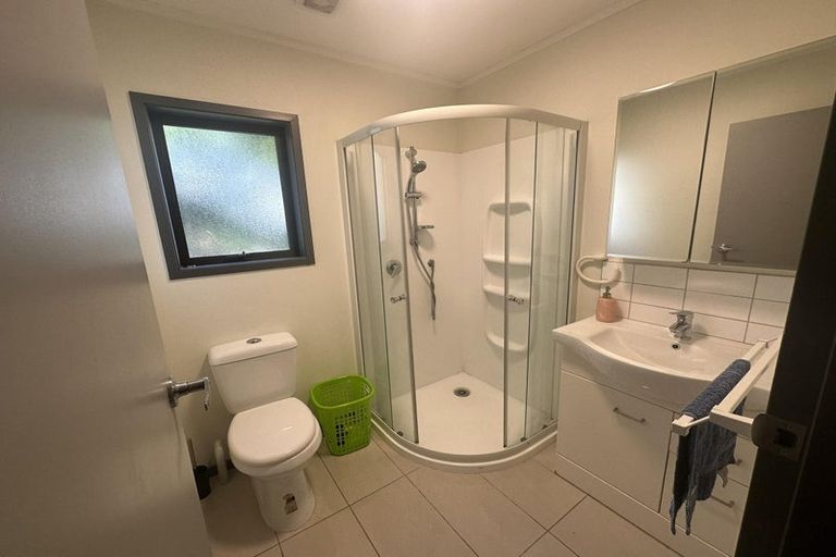 Photo of property in 28 Stokes Valley Road, Stokes Valley, Lower Hutt, 5019