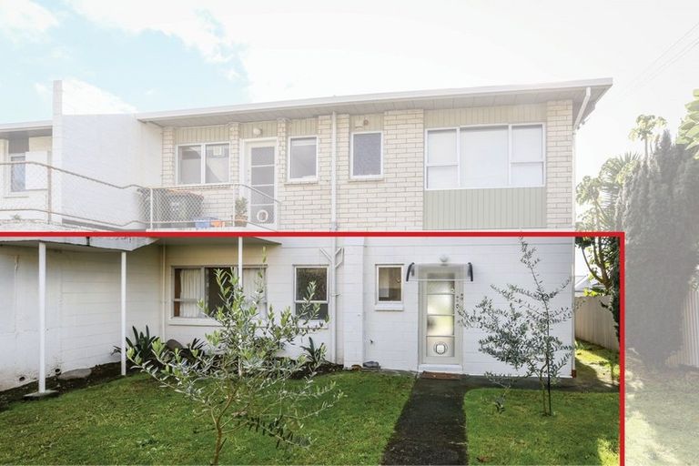 Photo of property in 6d Davies Lane, New Plymouth, 4310
