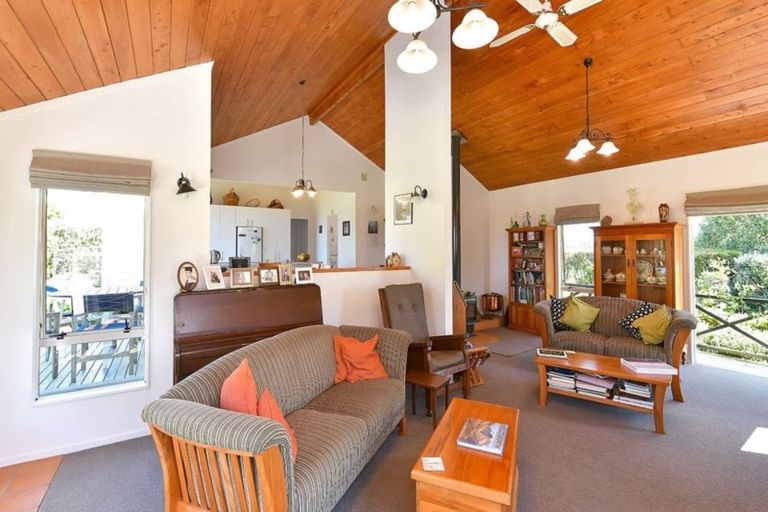 Photo of property in 34 Mahurangi East Road, Snells Beach, Warkworth, 0982