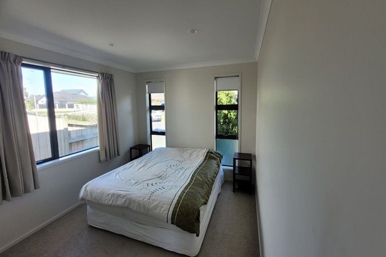 Photo of property in 12 Tatahi Cove, Papamoa Beach, Papamoa, 3118