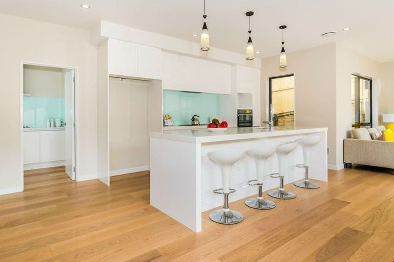 Photo of property in 48 Golden Morning Drive, Albany Heights, Auckland, 0632