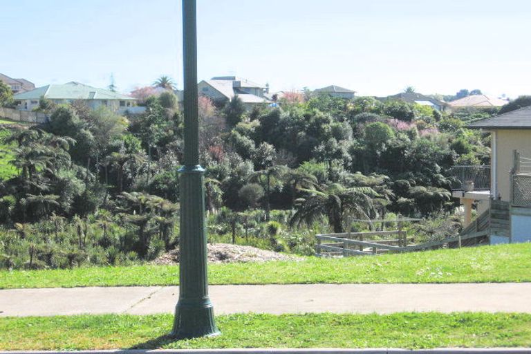 Photo of property in 18 Saint Clements Grove, Bethlehem, Tauranga, 3110