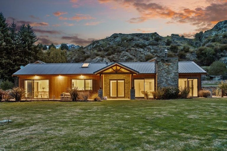 Photo of property in 62 Morven Ferry Road, Arrow Junction, Queenstown, 9371
