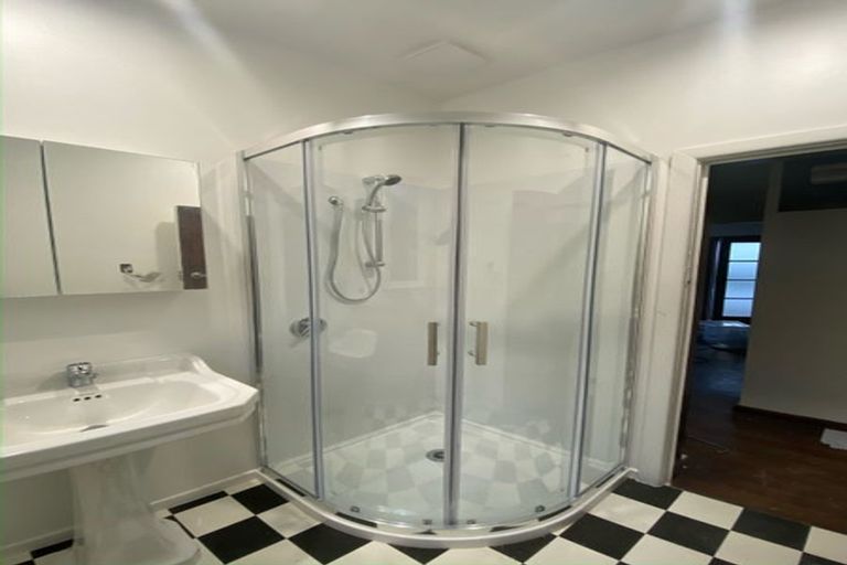 Photo of property in 12a Harvey Road, Bluff Hill, Napier, 4110