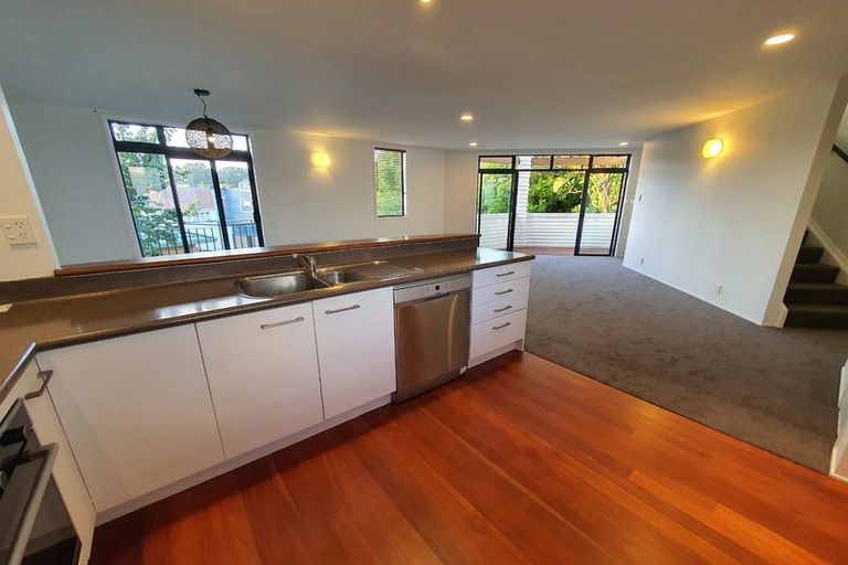 Photo of property in 14/50 Livingstone Street, Westmere, Auckland, 1022