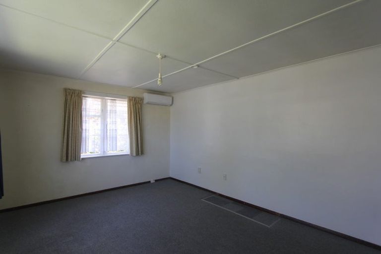 Photo of property in 78 Reynolds Street, Taita, Lower Hutt, 5011