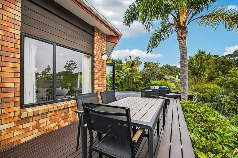 Photo of property in 73m Park Rise, Campbells Bay, Auckland, 0630