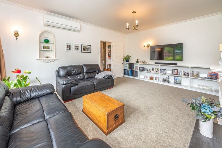 Photo of property in 14 Oakland Avenue, Saint Johns Hill, Whanganui, 4500