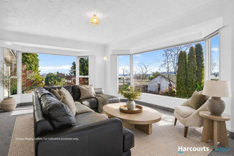 Photo of property in 4 Kensington Place, Richmond Heights, Taupo, 3330