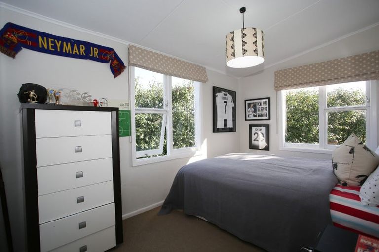 Photo of property in 393 Lawn Road, Clive, Hastings, 4180