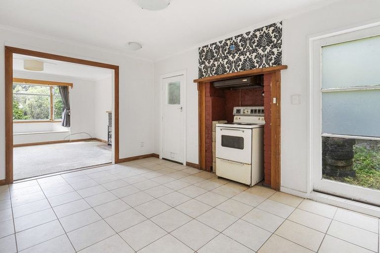 Photo of property in 59-61 Airlie Road, Plimmerton, Porirua, 5026