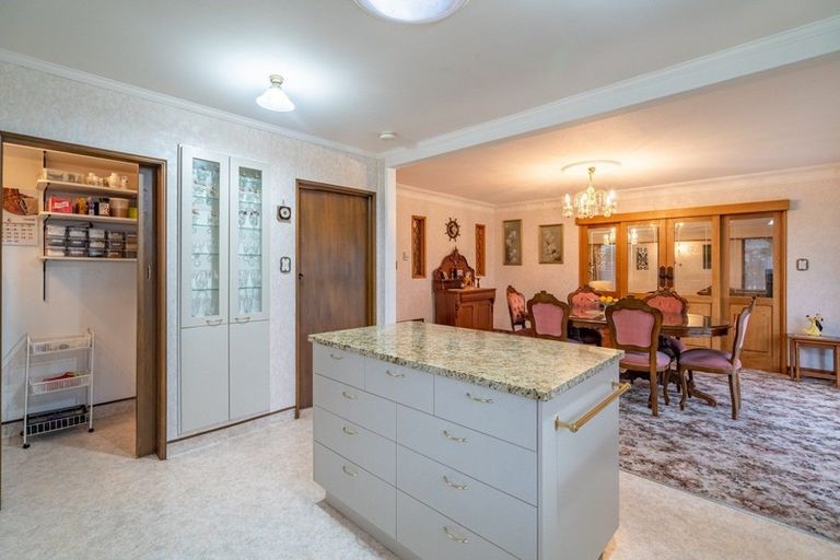 Photo of property in 18 Waterford Drive, Winton, 9720