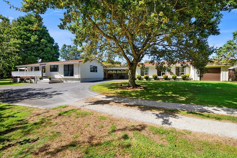 Photo of property in 359a Tukapa Street, Hurdon, New Plymouth, 4310