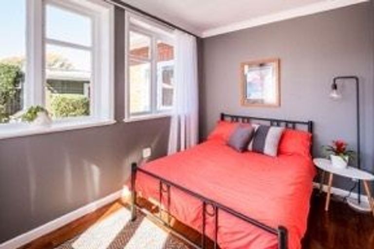 Photo of property in 5 Jillett Street, Titahi Bay, Porirua, 5022
