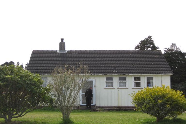 Photo of property in 12 Ajax Street, Stratford, 4332