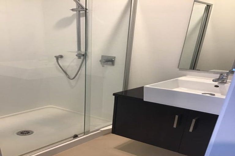 Photo of property in 8/182 Flat Bush School Road, Flat Bush, Auckland, 2019