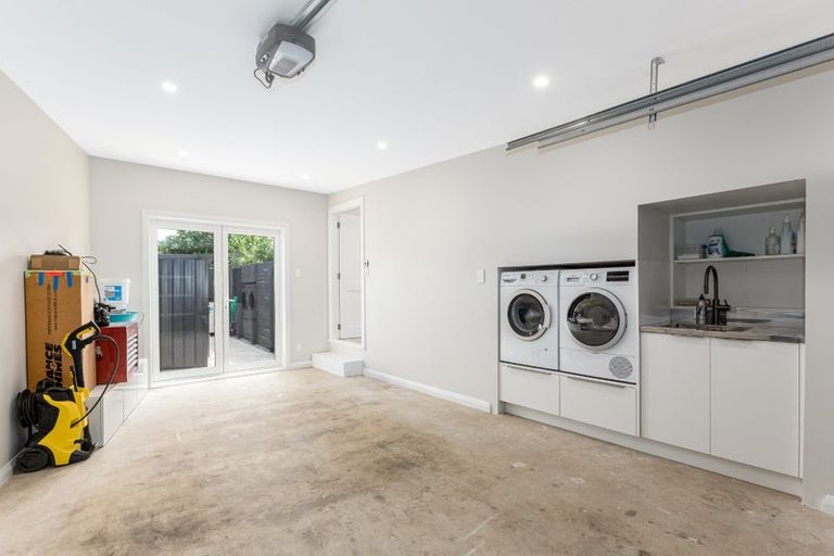 Photo of property in 341c Waiwhetu Road, Fairfield, Lower Hutt, 5011