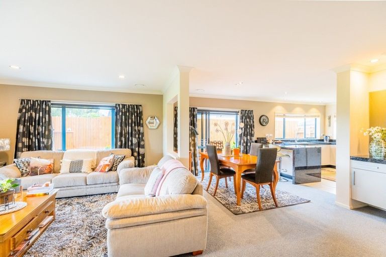 Photo of property in 54 Realm Drive, Paraparaumu, 5032