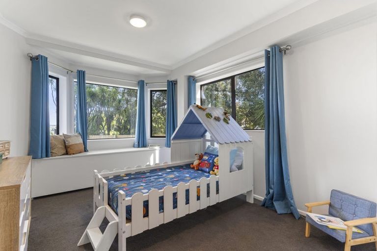 Photo of property in 18a Ridge Road, Howick, Auckland, 2014