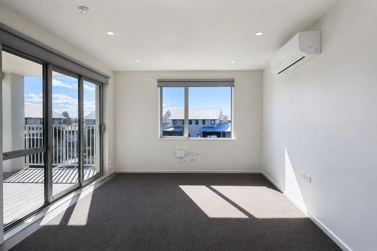 Photo of property in 204/28b Eileen Newey Place, Henderson, Auckland, 0612