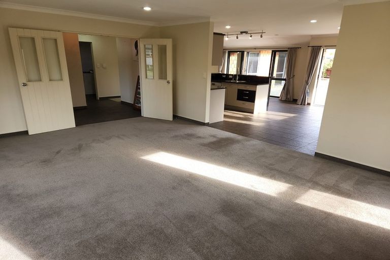 Photo of property in 170 Milne Drive, Paraparaumu, 5032