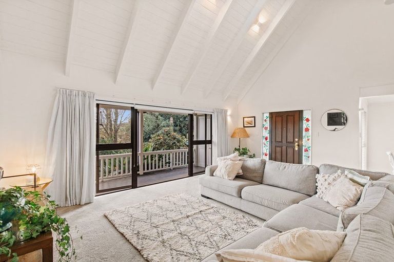 Photo of property in 8 Langstone Street, Welcome Bay, Tauranga, 3112