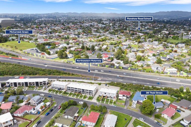 Photo of property in 38 Titoki Street, Te Atatu Peninsula, Auckland, 0610