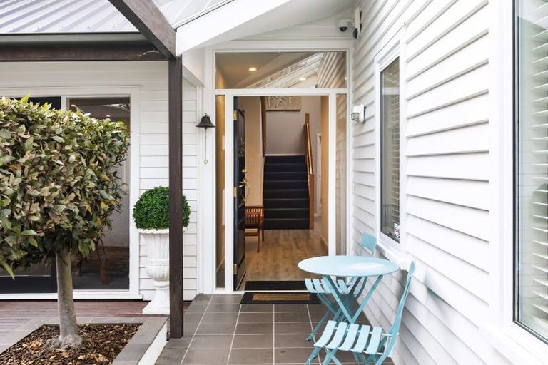 Photo of property in 36 Jacksons Road, Merivale, Christchurch, 8014