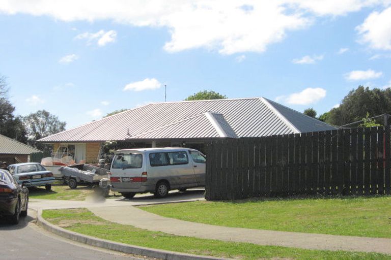 Photo of property in 11 Corkill Place, Papakura, 2110