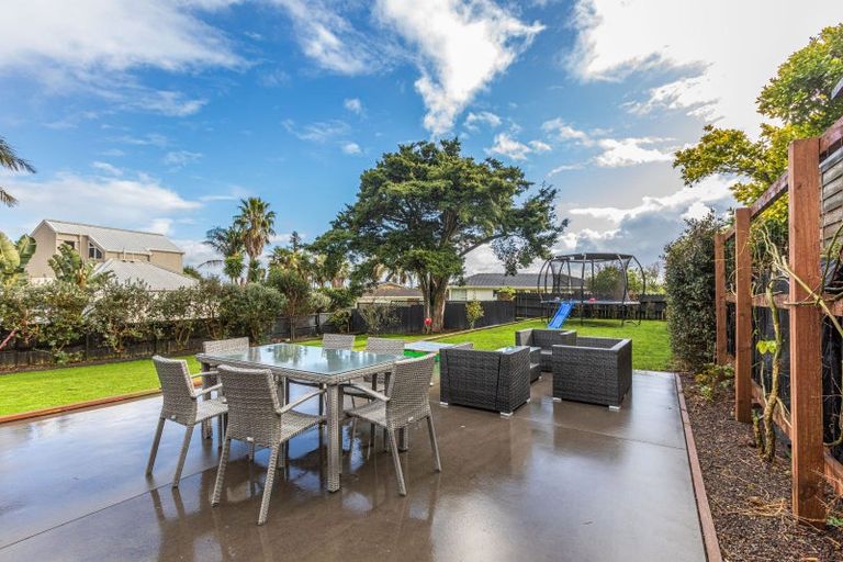 Photo of property in 4 Red Hill Road, Red Hill, Papakura, 2110