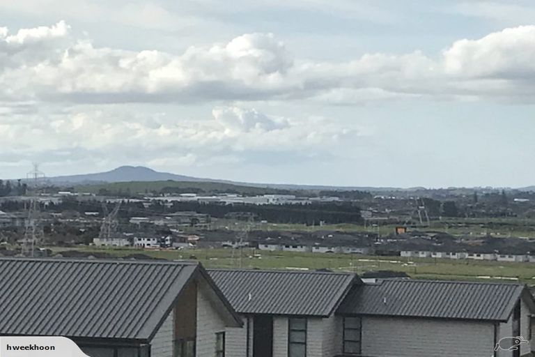 Photo of property in 22 Joseph Street, Flat Bush, Auckland, 2019